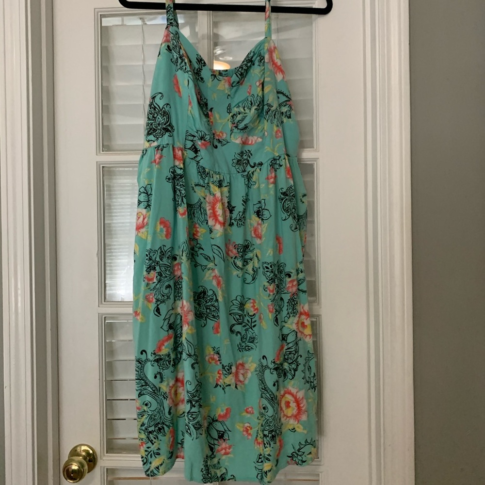 Beautiful summertime dress